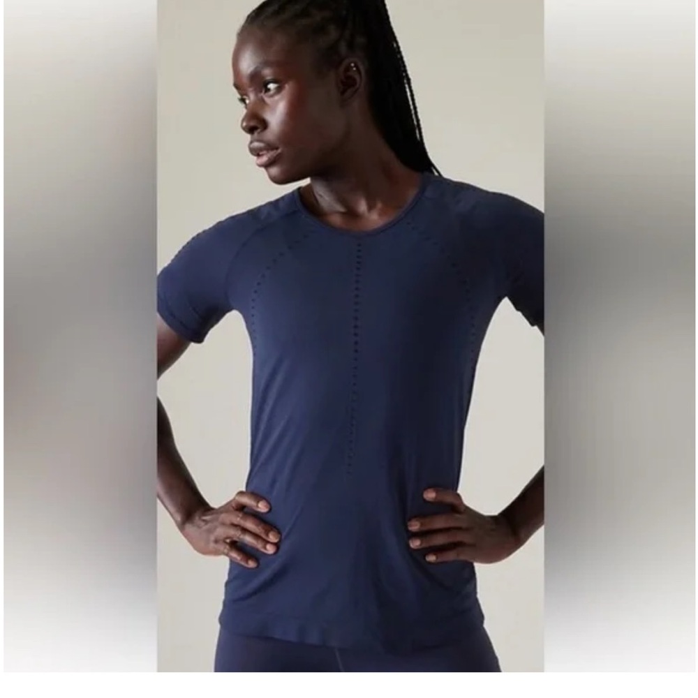 Athleta foothill Navy Short-Sleeve Performance Tee